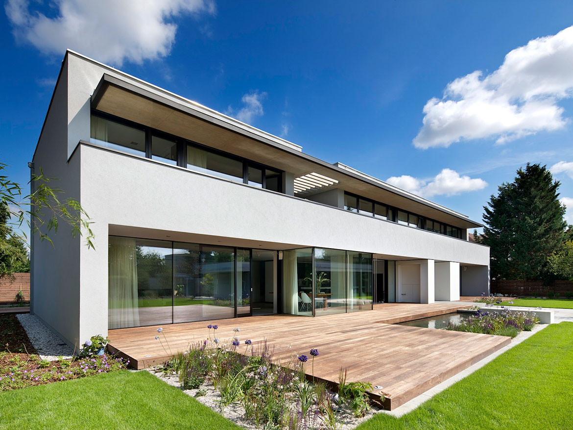 investment in pakistan real estate from uk